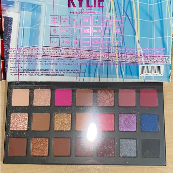 SIPPING PRETTY KYLIE EYESHADOW PALETTE USED - Picture 3 of 4